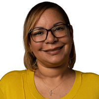 Professional headshot photo of Rosaura Colon